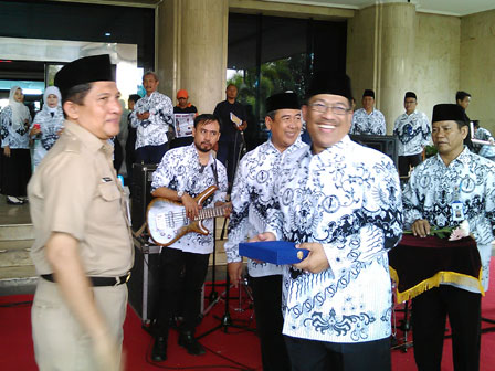 Pencarian PGRI Pinrang - Persatuan Guru Republik Indonesia Cabang Pinrang